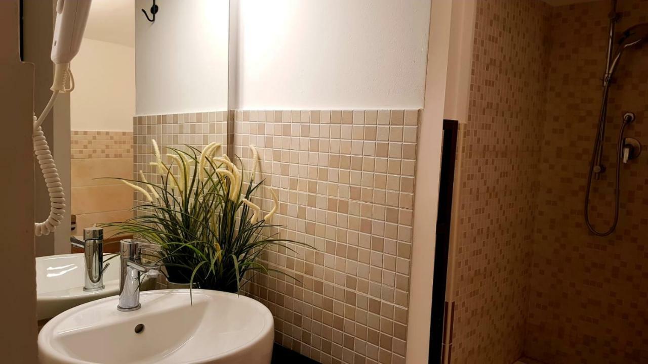 Centrocitta Suite Catania Bagian luar foto